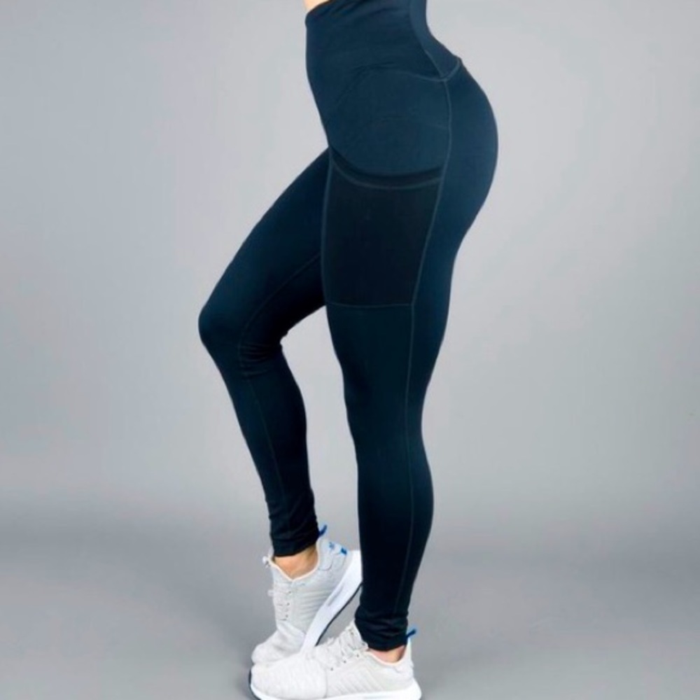 ⚡️PRICE DROP ⚡️ BuffBunny Leggings